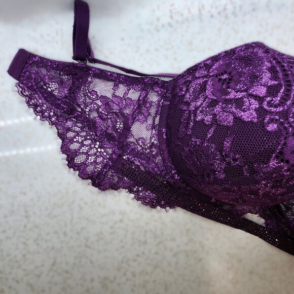 Purple Lace Underwire Plunge Bra With Rhinestone Embellishments - Picture 6 of 12